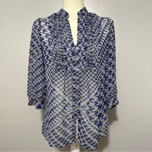 Banana Republic sheer 3/4 sleeve royal blue/gray top. Size S